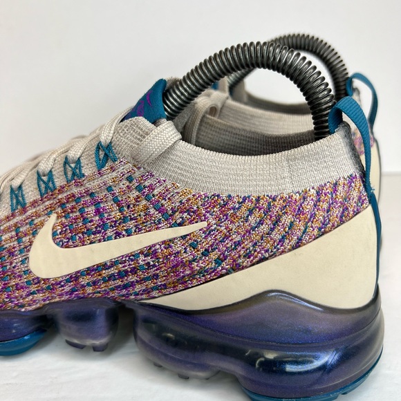 Nike Air Vapormax Flyknit 3 FK-3 Desert Sand/Vivid Purp Women’s Sz 7M AJ6910-007 - Picture 9 of 16